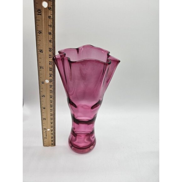 Vintage Handmade Cranberry Glass Thumbprint With Ruffled Rim 8" Tall Vase Boho - Picture 10 of 10